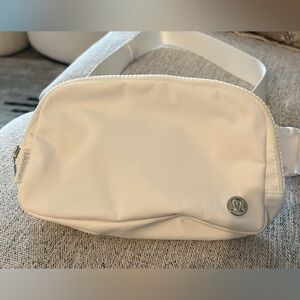 Lululemon White Belt Bag with Silver Logo